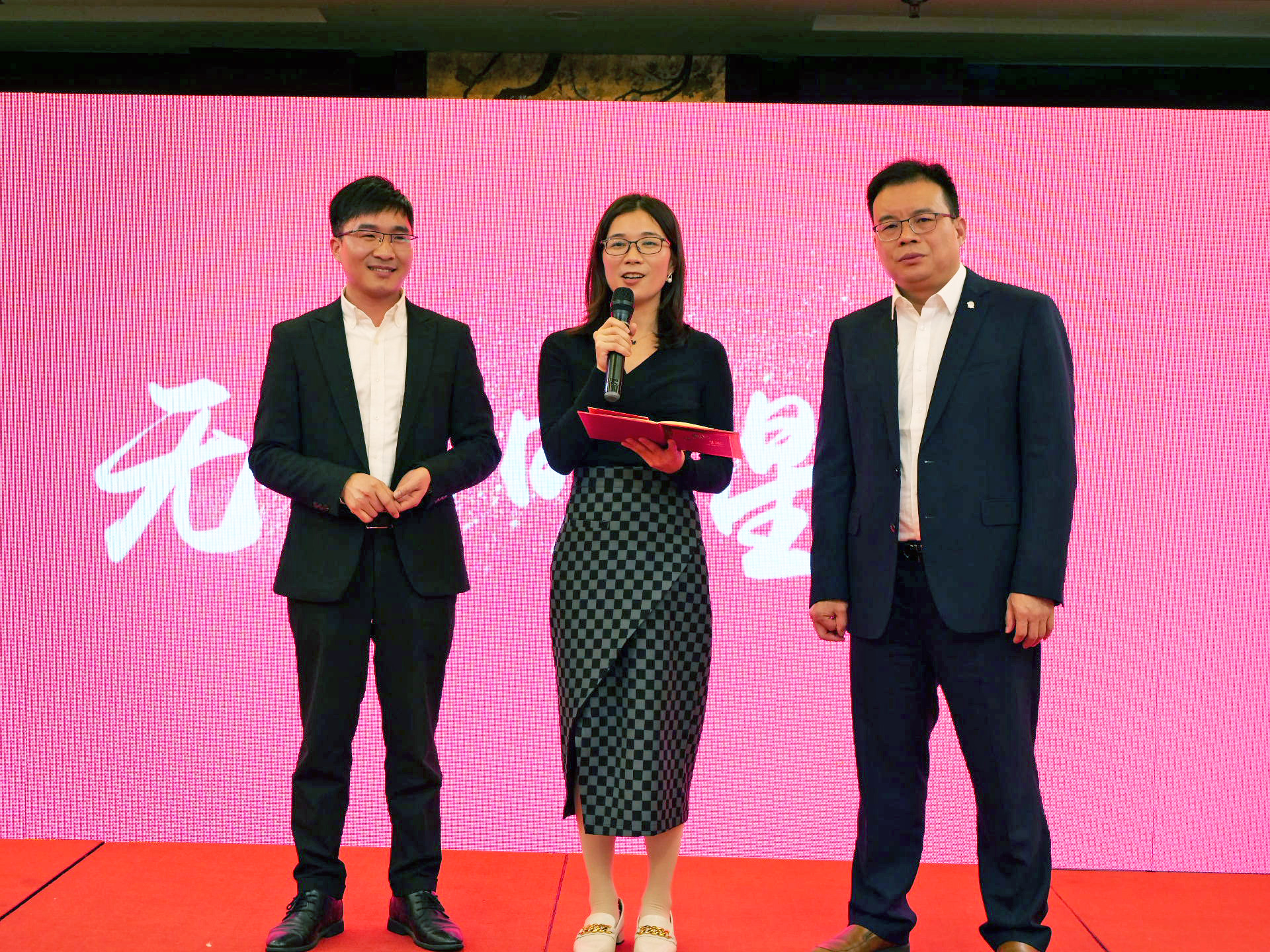 Panasonic DC-GH5M2_20210102_064731(1)